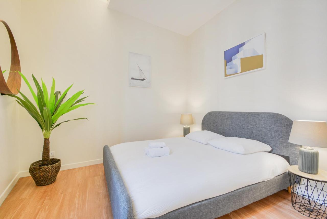 Ferienwohnung Le Magnifique De Barres Nancy Exterior foto